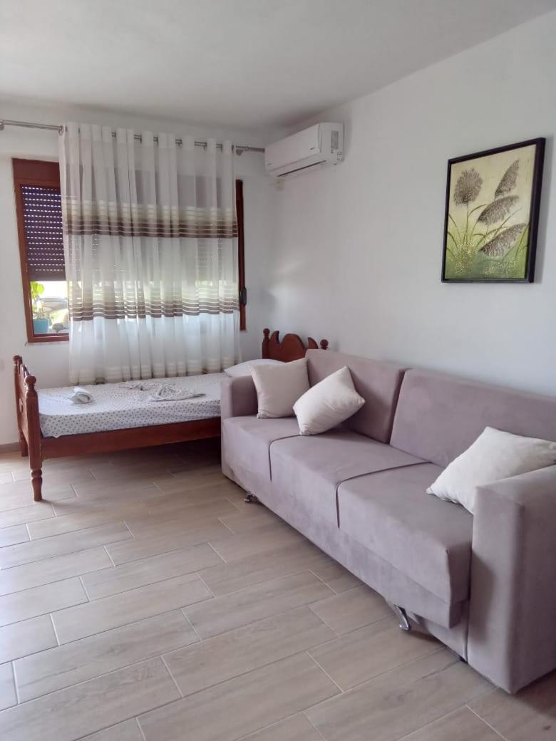 Vila Pasha Saranda Szoba fotó